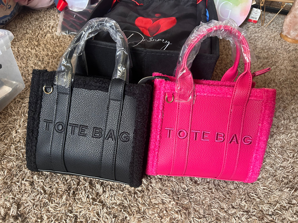 CHIC MINI PURSE